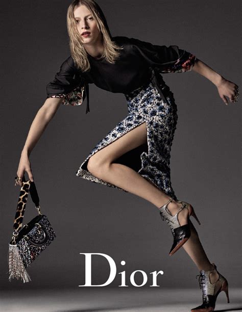 campaign dior|Dior magazine campaigns.